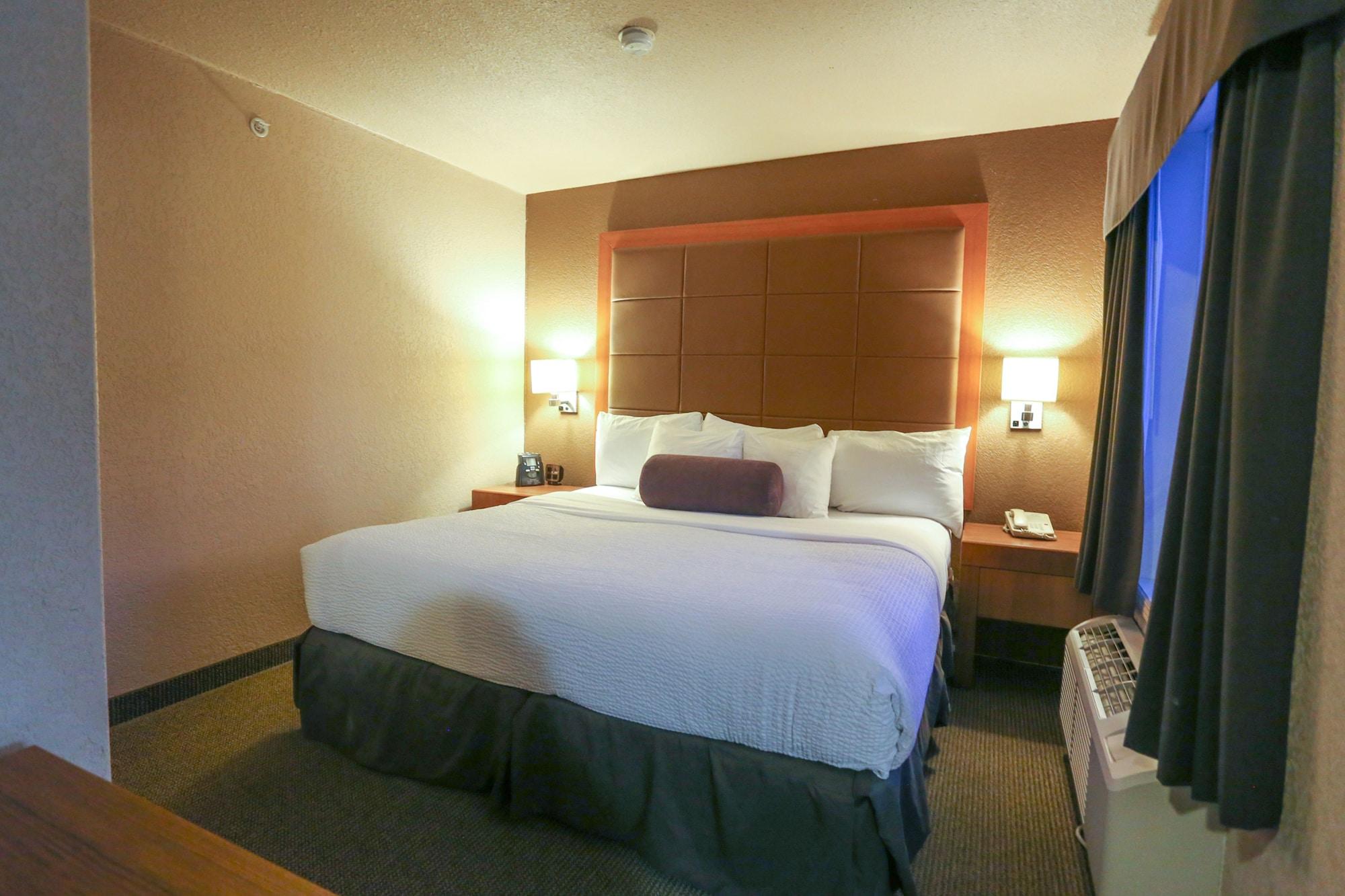 Days Inn By Wyndham Calgary Airport Kültér fotó