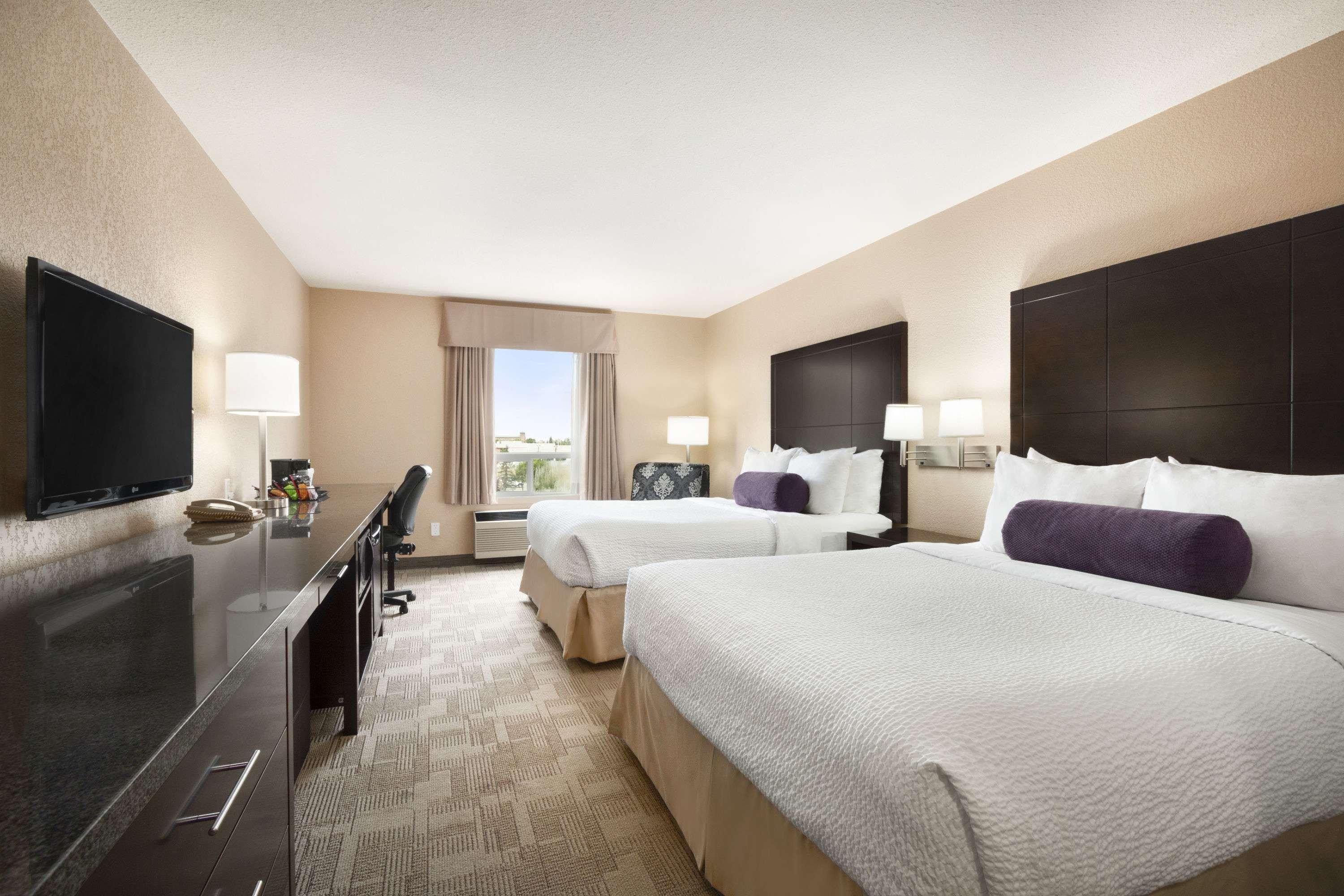 Days Inn By Wyndham Calgary Airport Kültér fotó